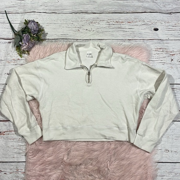Re/done INSIDE OUT VINTAGE WHITE 90S CROP SWEATER - Picture 2 of 9